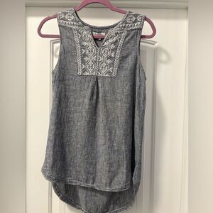 beachlunchlounge Blue Sleeveless Embroidered Blouse Size XS
